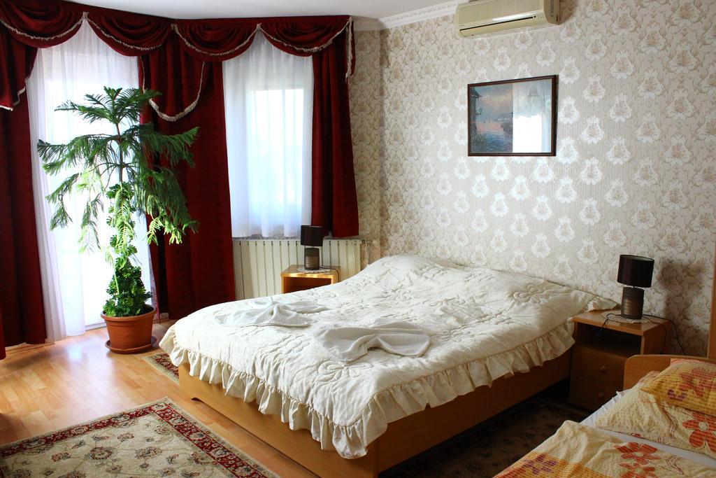 Kalman Panzio Bed & Breakfast Seghedin Exterior foto